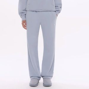 Madhappy Straight Leg Sweatpant in Calm